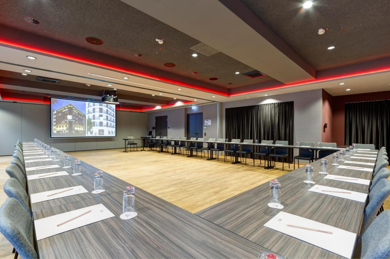 Qube Hotel Bahnstadt ハイデルベルク エクステリア 写真