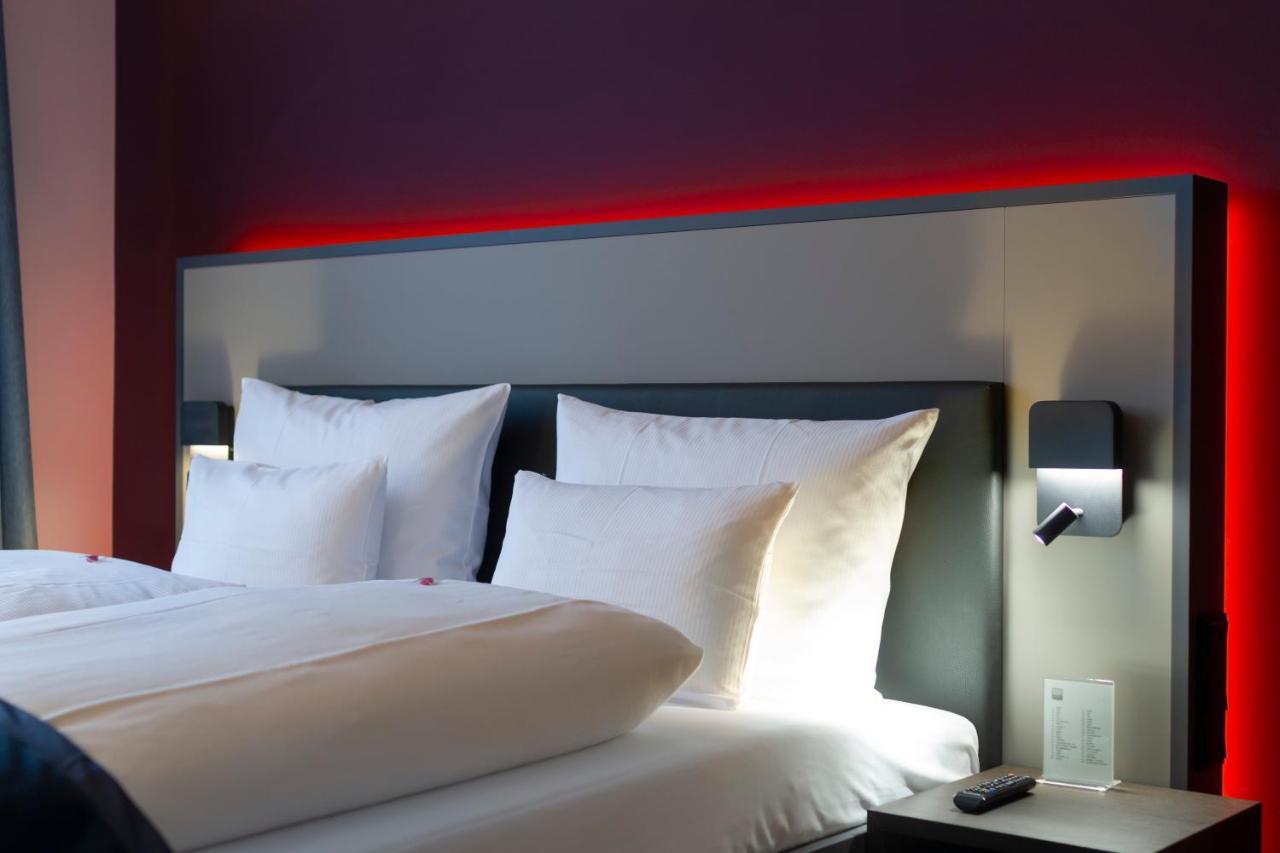 Qube Hotel Bahnstadt ハイデルベルク エクステリア 写真
