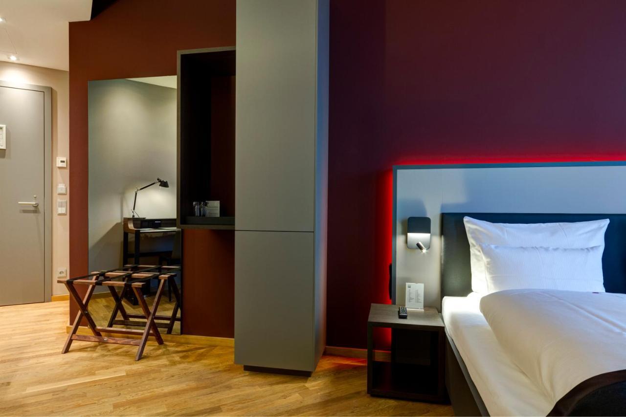Qube Hotel Bahnstadt ハイデルベルク エクステリア 写真
